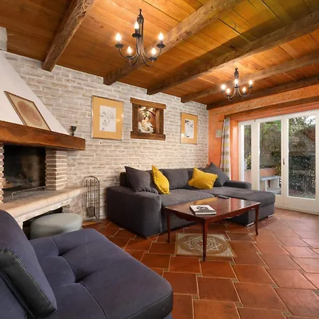 Casa Leon By Briskva *